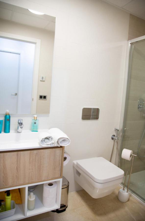 Sunset Waves Benidorm Julieta Vistas Al Mar Premium 200 Mt2 Con Jacuzzi En Terraza公寓 外观 照片