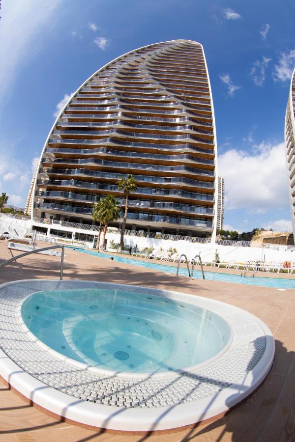 Sunset Waves Benidorm Julieta Vistas Al Mar Premium 200 Mt2 Con Jacuzzi En Terraza公寓 外观 照片